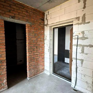2-кімнатна квартира. До метро Академмістечко — 15 хвилин.