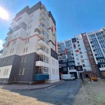 Продам 2к квартиру під ремонт в зданому будинку!