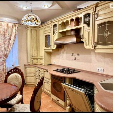 Продаж 4 кімнатної квартири. Келецька51А