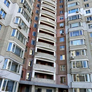 Продам квартиру біля центрального парку Бровари