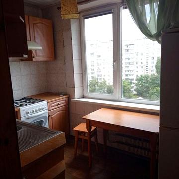 Сдам 2 кв ТРК Украина .Салтовское Шоссе 8000 гр.  Можно ВОЕННЫМ.