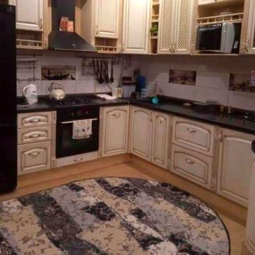 Сдам 3 ком.кв. ,укомплектована. Ленпоселок
