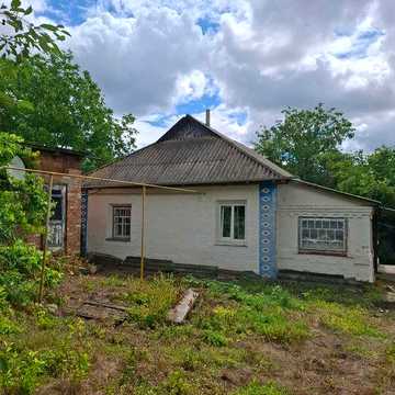 Будинок у селі Животівка