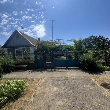 Продам отдельно стоящий дом в с.Салганы по ул. Кутузова (начало).