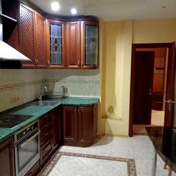 Продаж 2-х Кімнатной Квартири вул Смілянська 10/31 Севастопольська Площа