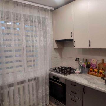 Продам 3-кімнатну квартиру