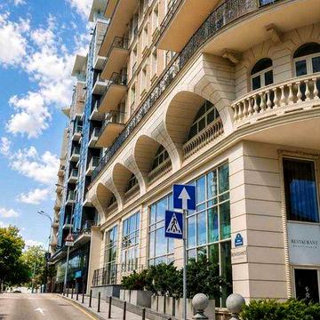 Продаж 6к квартири 376м2 в ЕЛІТНОМУ ЖК Renaissance Residence біля БОТАНІЧНОГО САДУ Печерськ ЖК Renaissance Residence