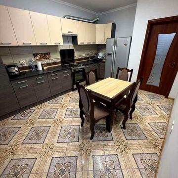 Простора 2к з гаражем за доступною ціною