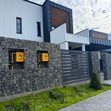 продаж котеджу збудованого в Сокільниках, центр, озеро