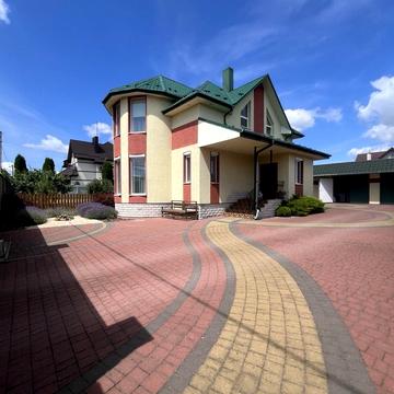 None 153000.0 USD