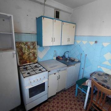 Продам 2-х комнатную квартиру на Заболотного