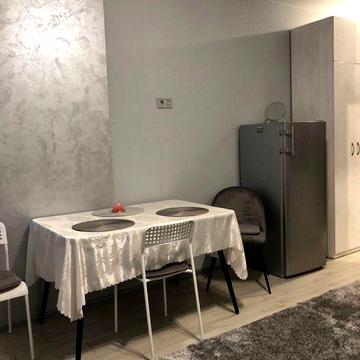 оренда квартири студії Акварелі 2