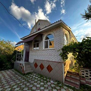 Продаж просторого двоповерхового будинку в м. Кагарлик, Обухівський район, Київська область