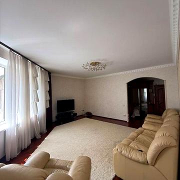 Продаж 3к Квартира Пирогова вулиця