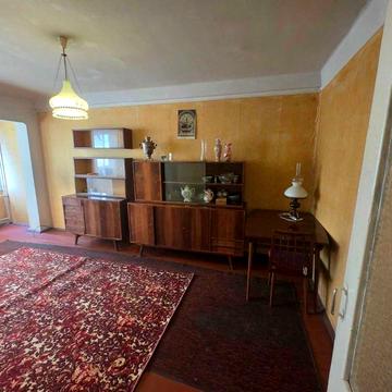 Продаж 2-кімнатної квартири в районі Дарницької площі.  4 поверх. ТЦ Дарниця. Газова плита