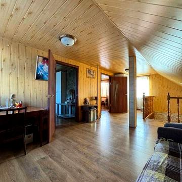 Міцний будинок 120 м² на 12 сотках, усі комунікації