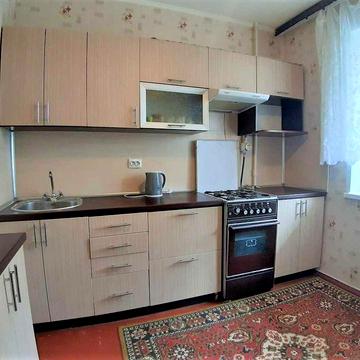 Супер!Сдается ул.Радужная 47.Хорошая 1-комнатная квартира.Метро Левобережная 15 мин.езды.