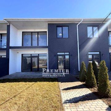 Таунхаус 130м² в ЖМ Уютный Дворик Червоный Хутор 3 спальни