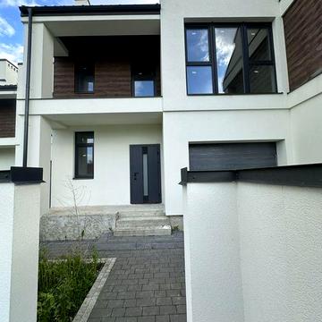 Продаж котеджу  у Львові ! новобуд.   поруч Victoria Gardens