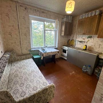 Продам квартиру Тополь 3