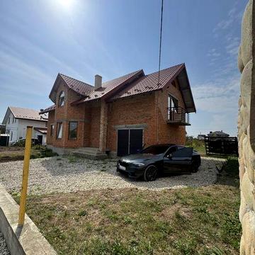 Будинок в Крихівцях з частковим ремонтом!!!