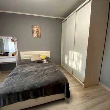 Продаж 2 квартири прчаток міста