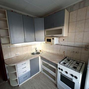 Продажа 1к вул Махова(Жолудєва) 8-а