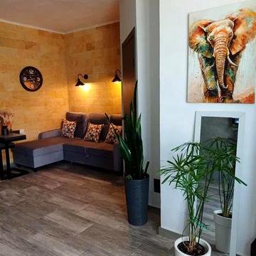 Унікальна дизайнерська євродвокімнатна квартира в стилі LOFT у ЖК «Нова Європа», (вул Паустовського)