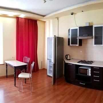 Продам 2к квартиру в центре