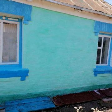 Здам хату в селі з городом та садом (шукаємо господарну сімю)