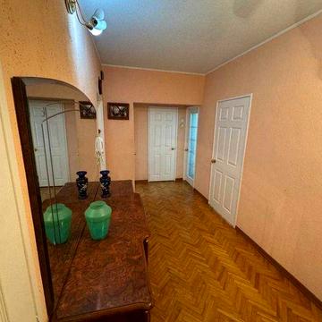 Аренда 3 комнатной квартиры от хозяина. 70м с газом.