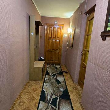 2к кв на Замостянській. Вільна