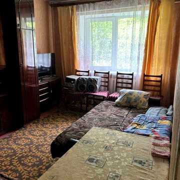 Однокімнатна квартира у с. Великодолинське 30м.кв.