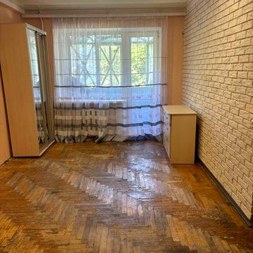 Сдам 2х комнатную квартиру район Александровского рынка (военным +)
