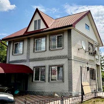 Продам капітальний дачний дім