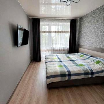 Продам 2к квартиру Новые Дома ул. Каденюка. Метро Дворец спорта. 3йэтаж\9ти
