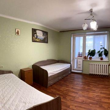 Затишна 1-кімнатна квартира (45 м²) біля ТЦ «Екватор» – 1 поверх