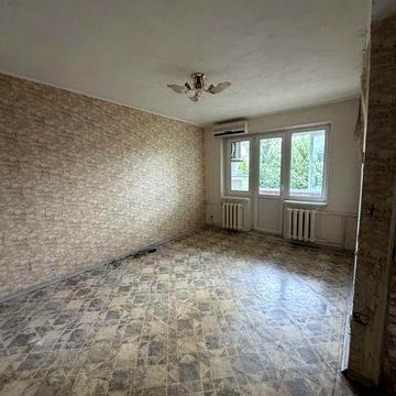 Продам 1 кімнатну буля пл. В.Великого, вул.Тесленко