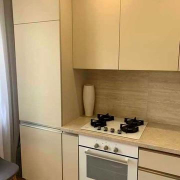Сдам 2-к квартиру в центре на Металлургов (Глинка) по ул. Малая