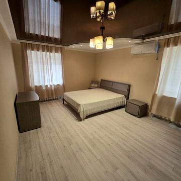 Продажа крупной 2х к.кв. Корабелов 13, 1/5 75000$ ТОРГ