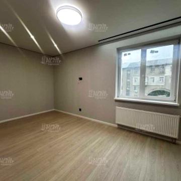 Продам 2 кімн. кв-ру ЖК Миру 3, вул Мира 43
