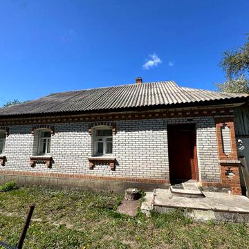 Продаж будинку с. Іванів - 30 сот!