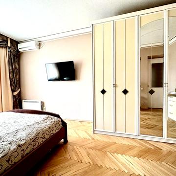 Старонаводницька вул., 4-А