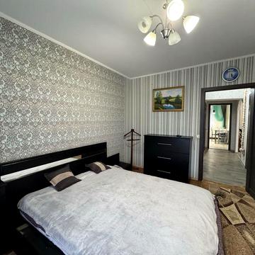 2-кімнатна квартира, 73 м², євроремонт, меблі залишаються, цегляний будинок