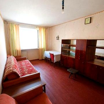 Продам 2-комн квартиру в районе Универсальная ул.
