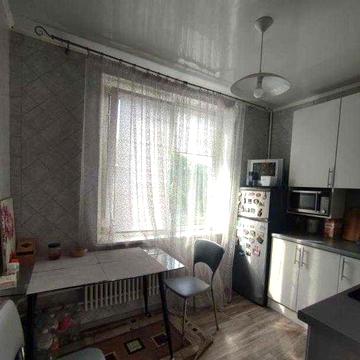 Продается 1 ком кв 3/9, метро Студенческая
