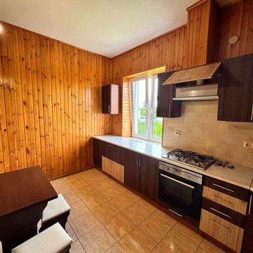 Гатне 2-х кім квартира 60м Центр