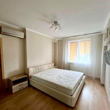 Оренда 1 кімнатної квартири в центрі міста/45м2/ трц Гермес /індивідуальне газове  опалення