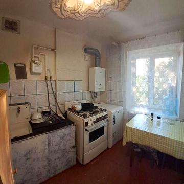 Продам двух комнатную кв. в  г. Самар (Новомосковск).