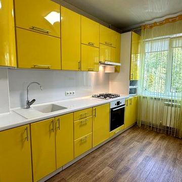 Продаж 3-кімнатної квартири, вул. Ярослава Мудрого